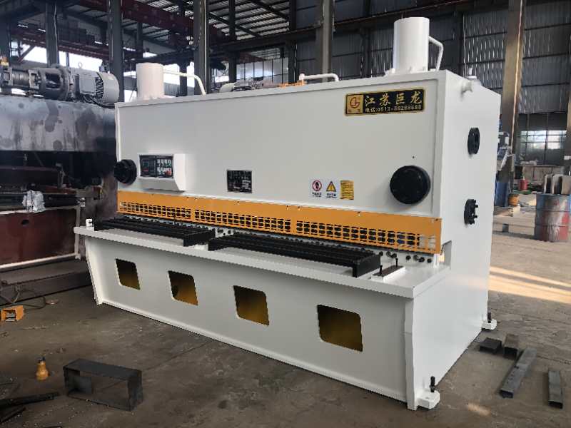 QC12Y液压摆式剪板机